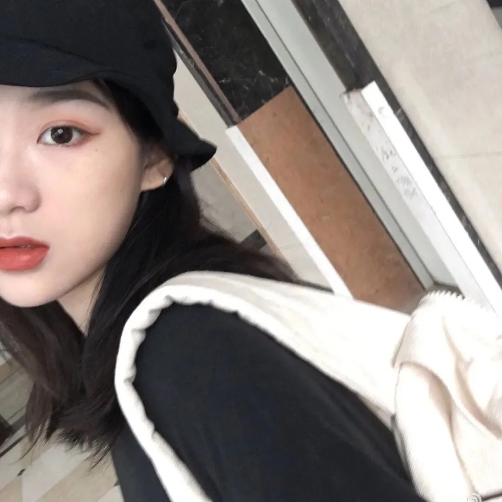 濑田宗次郎（身份：十刃最强、“天剑”、微笑的修罗） - 天堂视频在线观看1 - 在线追剧